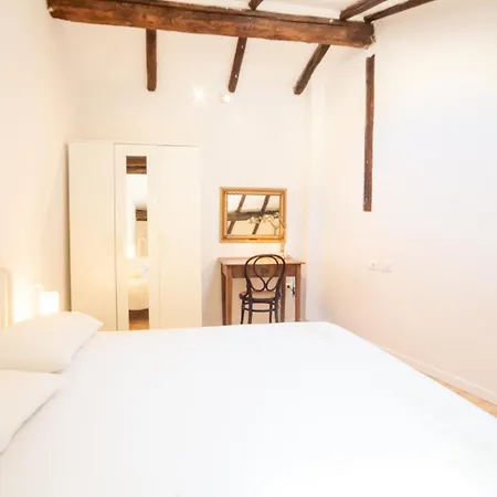 Realkasa Calari Terrace Loft Bolonia