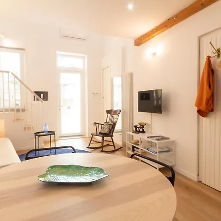 아파트 Realkasa Calari Terrace Loft *