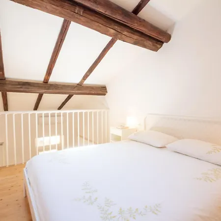 Realkasa Calari Terrace Loft Apartment Bologna